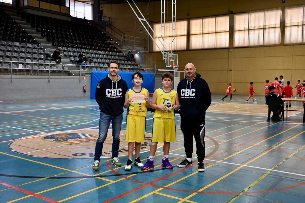 La iniciativa solidaria “Canastas Contra el Cáncer Infantil” de El Campello, en imágenes