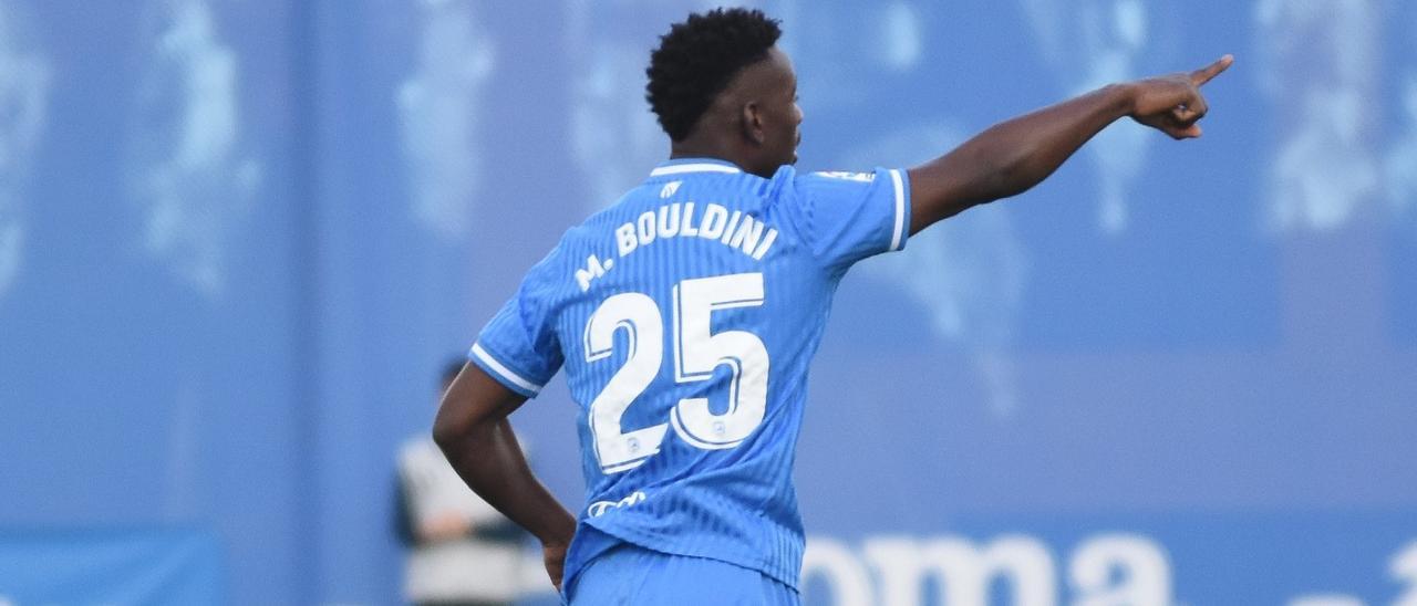 Bouldini celebra un gol con el Fuenlabrada.