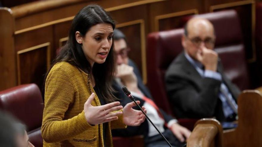 Irene Montero acusa al PSOE de &quot;hacer recortes presupuestarios en secreto&quot;