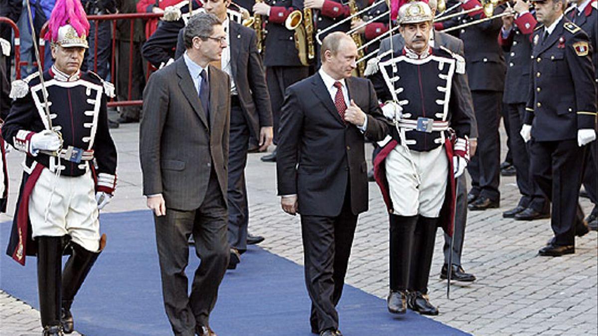 Alberto Ruiz Gallardón y Vladimir Putin.