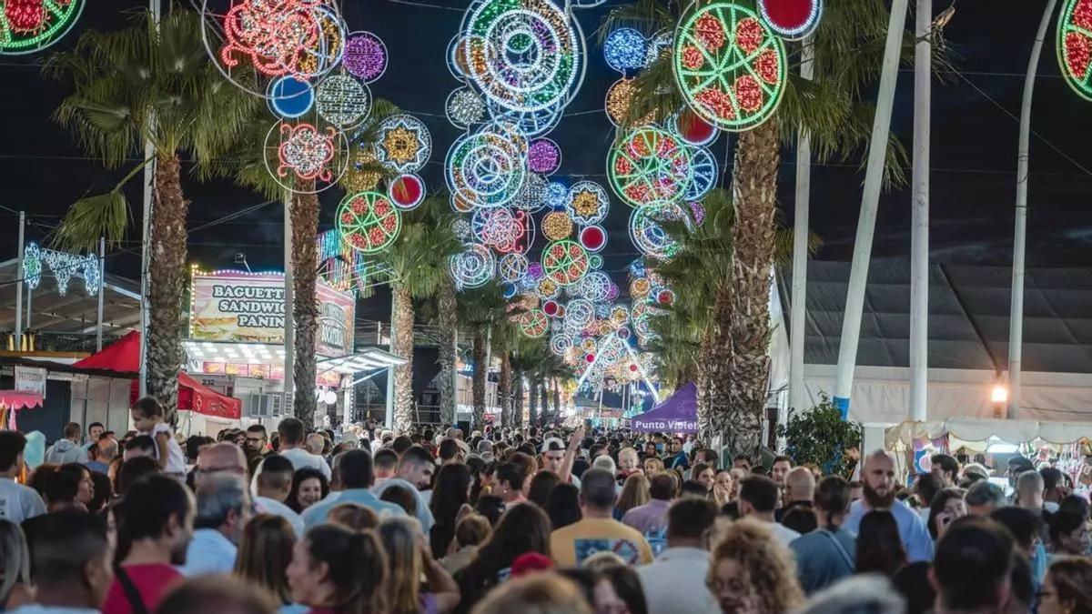 Imagen de ambiente de la Feria de Mérida en el recinto ferial.