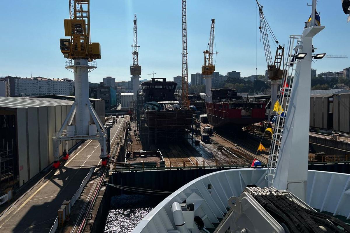 Vista de dos de las gradas de Grupo Armón En Vigo.