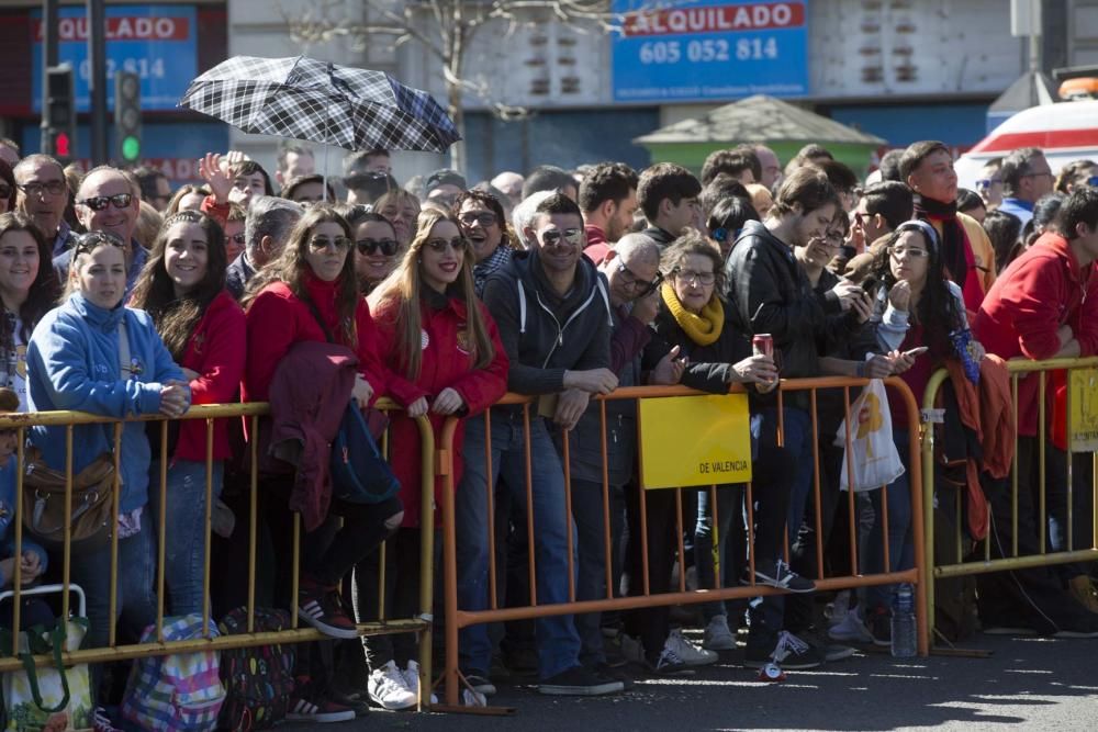 Búscate en la mascletà del 8 de marzo