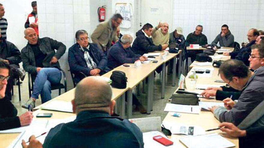 Los miembros del comité de empresa de Medio Ambiente acordaron ayer la huelga indefinida.