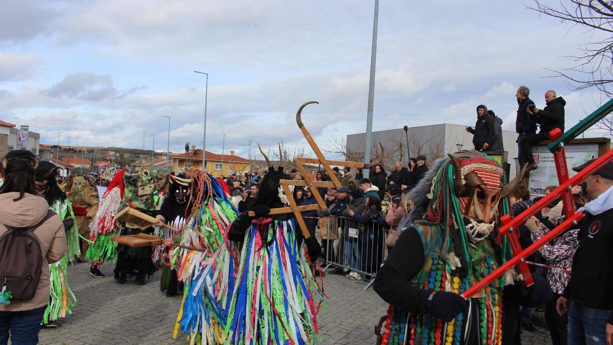 VÍDEO | Las mascaradas de Zamora, protagonistas en el encuentro mundial