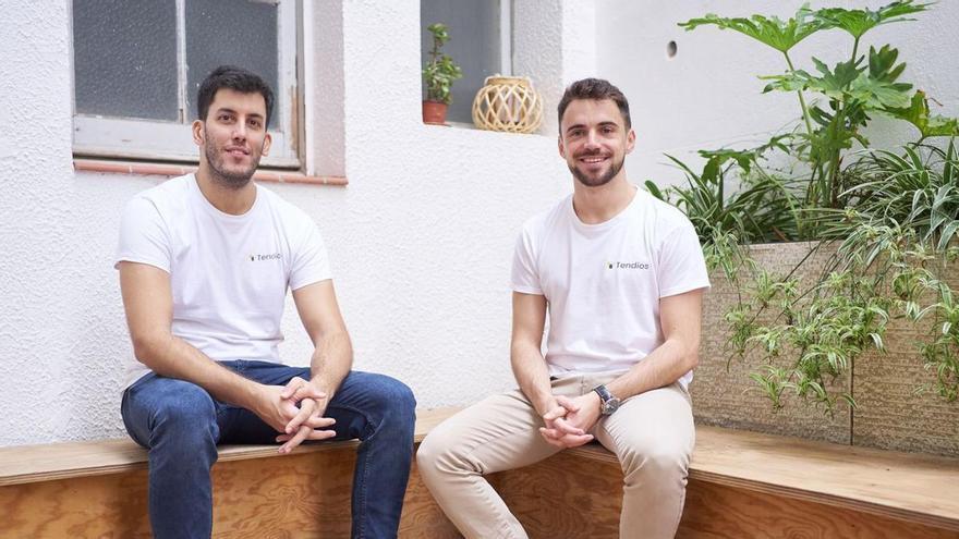 Por la izquierda, Xavi Creus y Albert Riera, fundadores de  Tendios. | TENDIOS