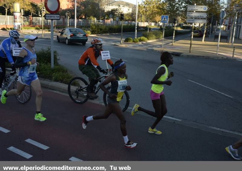 GALERÍA DE FOTOS -- Maratón paso por UJI 9.25-9.30