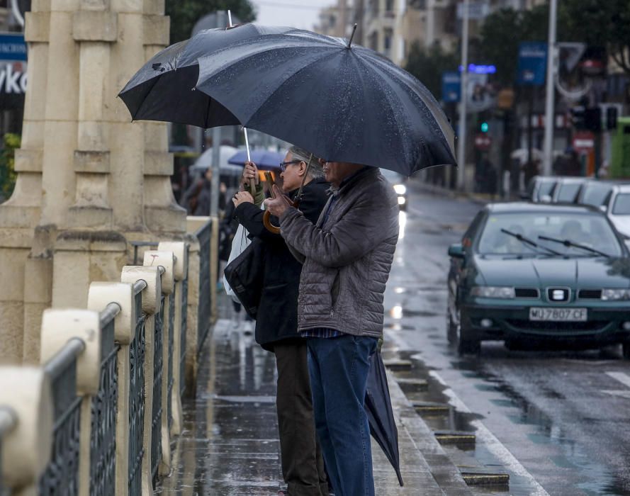 Racha de lluvias en Elche durante el fin de semana