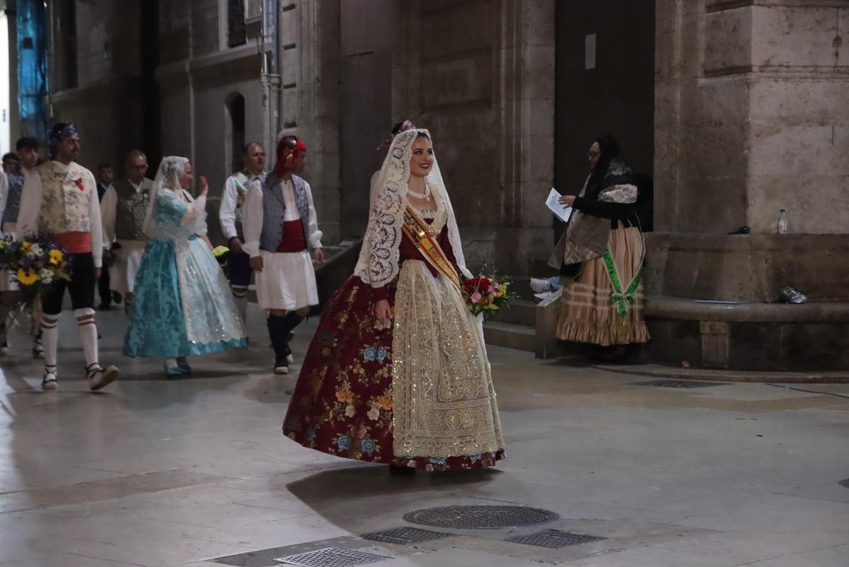 Todas las fotos de la ofrenda del 18 de marzo por la calle San Vicente hasta la 23:30 horas Todas las fotos de la ofrenda del 18 de marzo por la calle San Vicente hasta la 23:30 horas