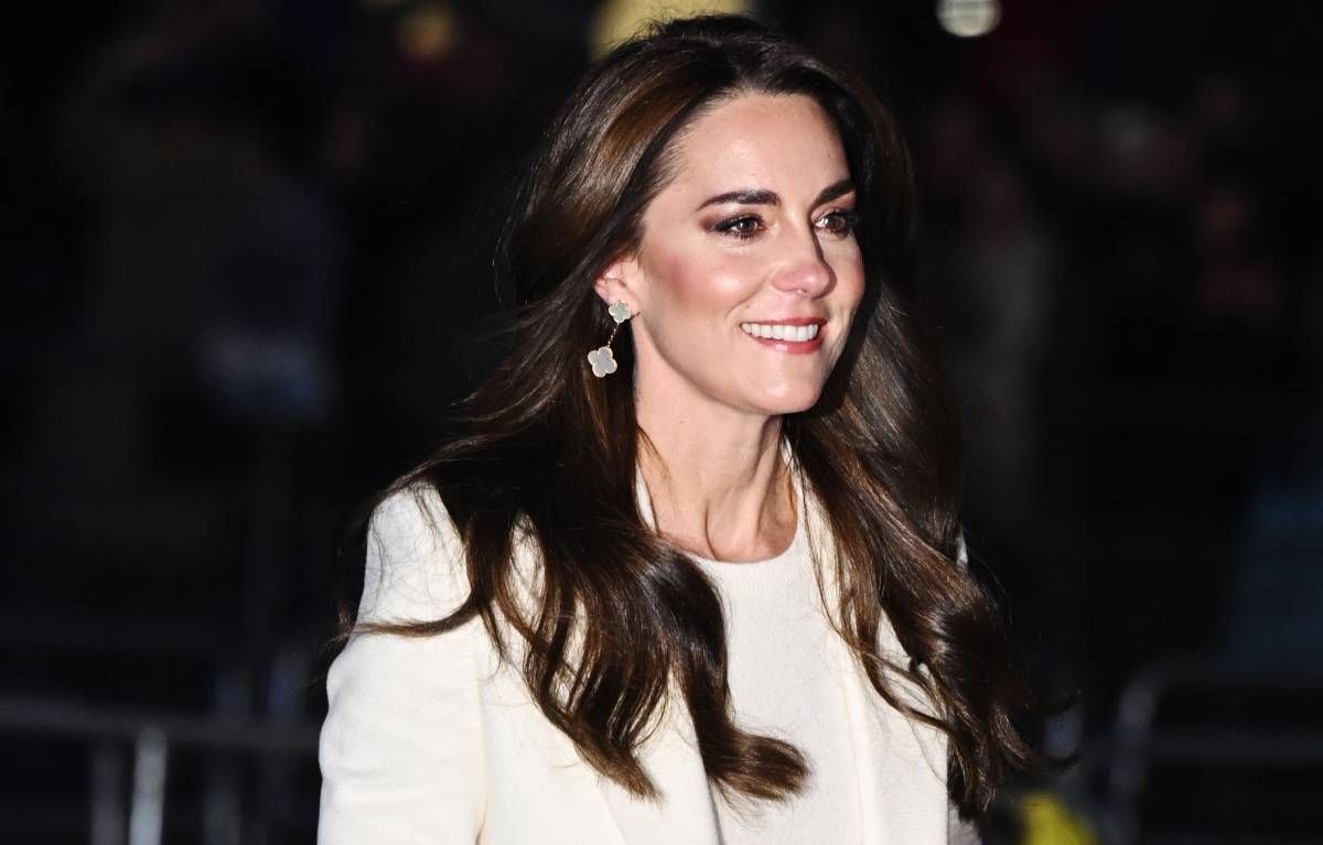 Kate Middleton, de blanco en el tradicional concierto navideño que preside