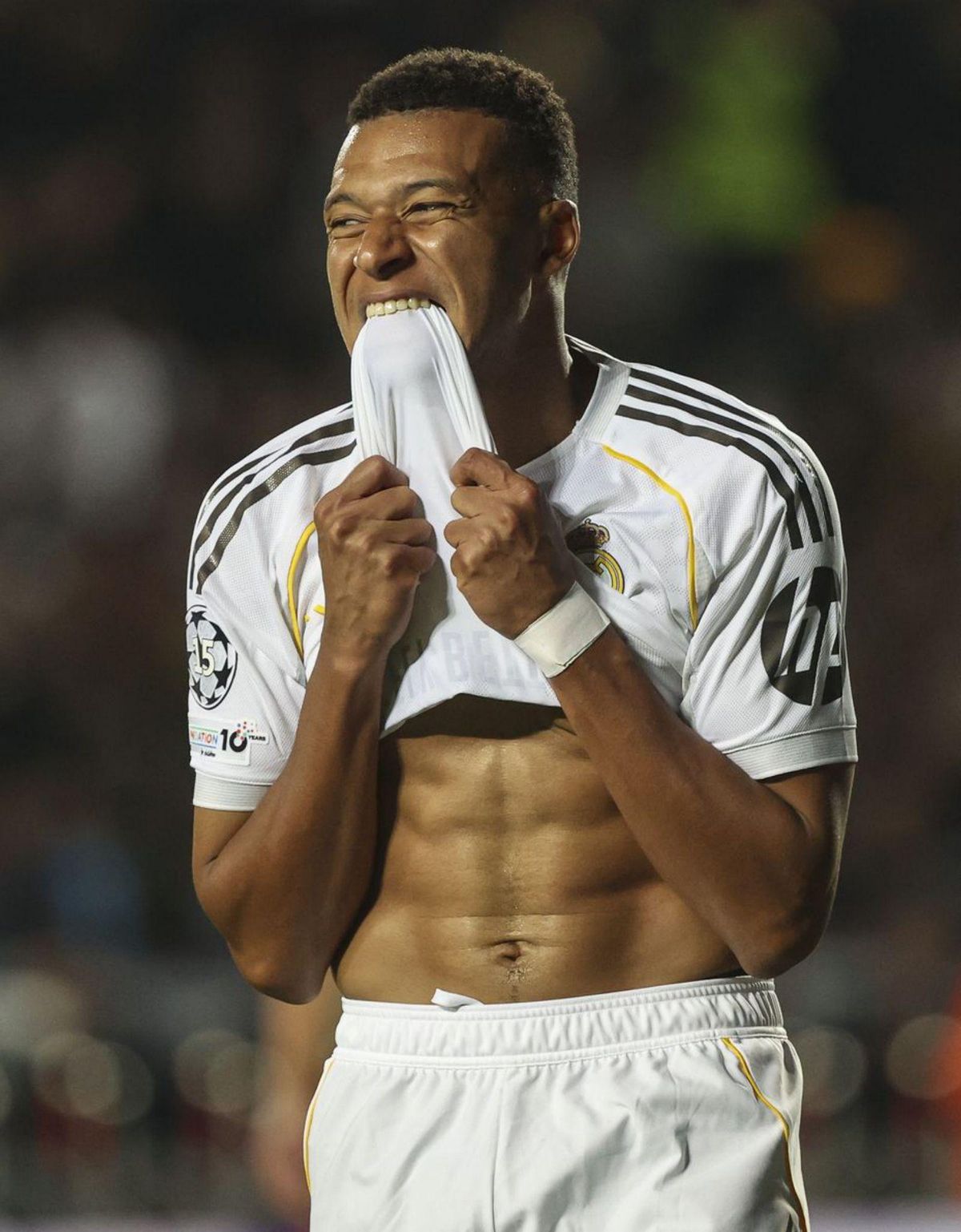 Mbappé certifica el tràmit del Kazakhstan amb un triplet