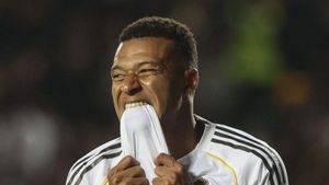 Mbappé certifica el tràmit del Kazakhstan amb un triplet