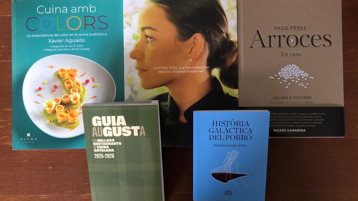 Les portades dels cinc llibres comentats.