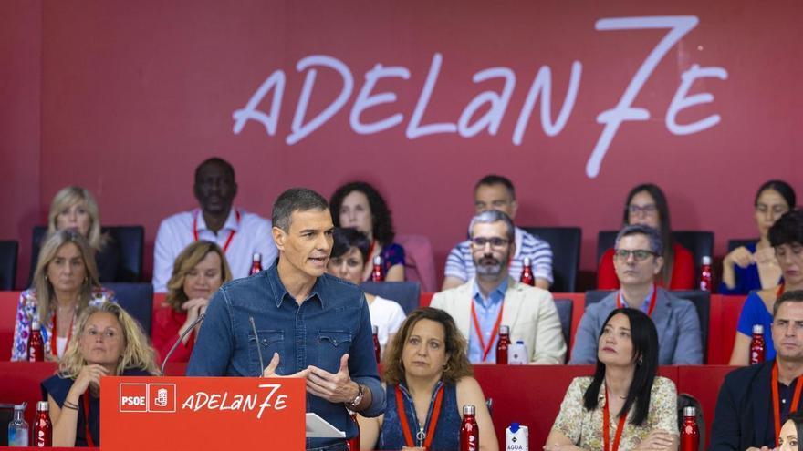 El PSOE cerrará filas en torno a un Sánchez cercado por la justicia y más solo que nunca en el Congreso