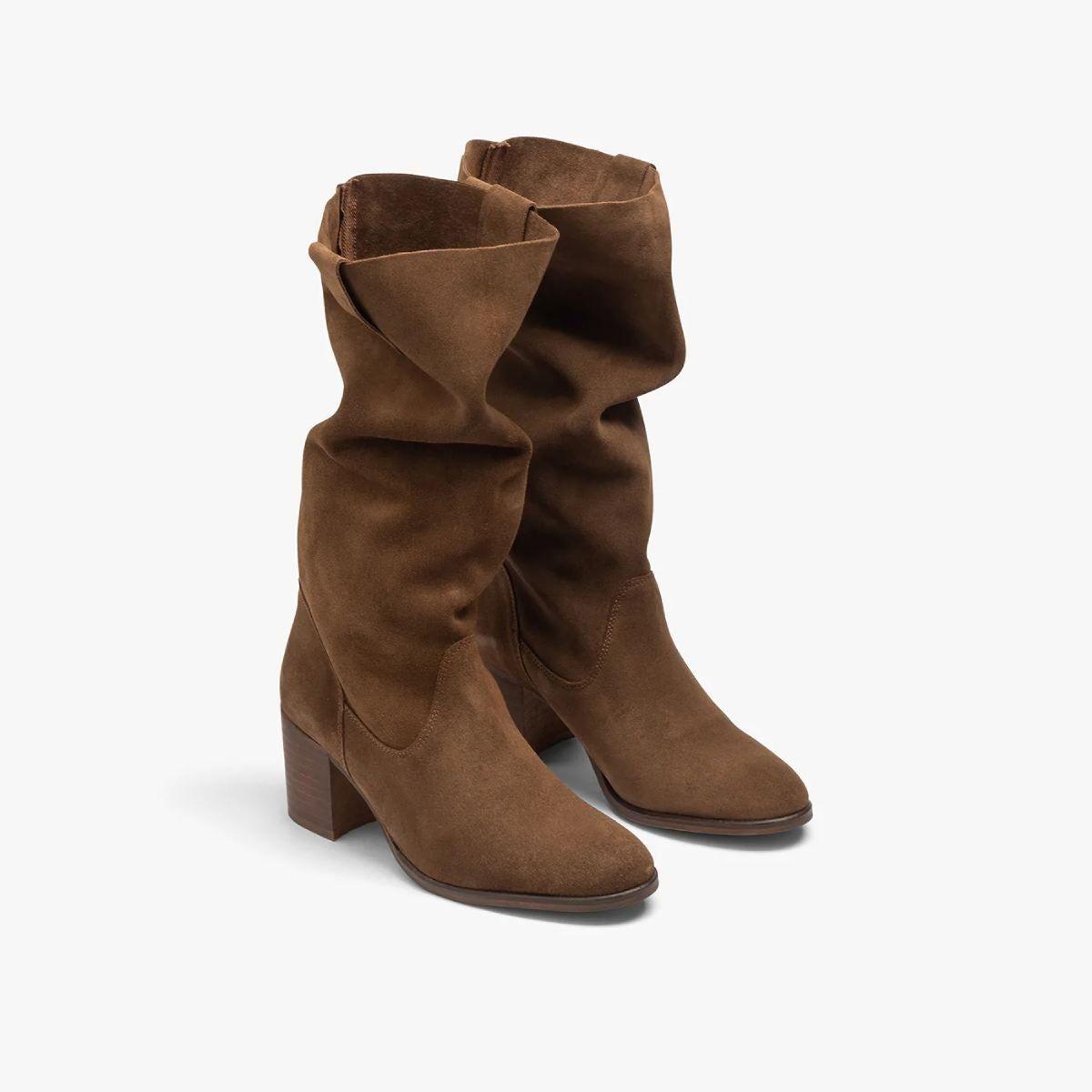 botas altas arrugadas (más ponibles que las de Rosalía) este otoño - Woman