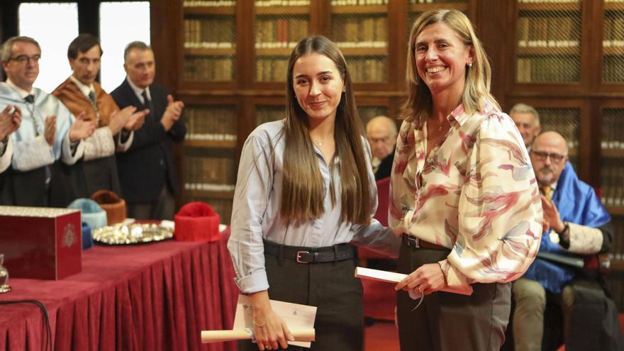 La mejor maestra de Asturias en 2023, un talento que pasa de madre a hija