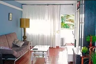 Oportunidad en Ibiza: apartamento con piscina en es Botafoc
