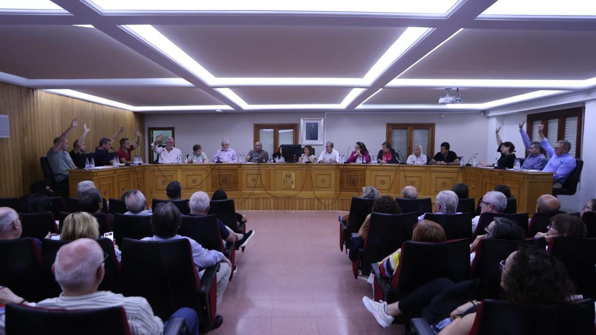 Moción de censura al PP en Chiva: Compromís solo apoya la moción al PP ...
