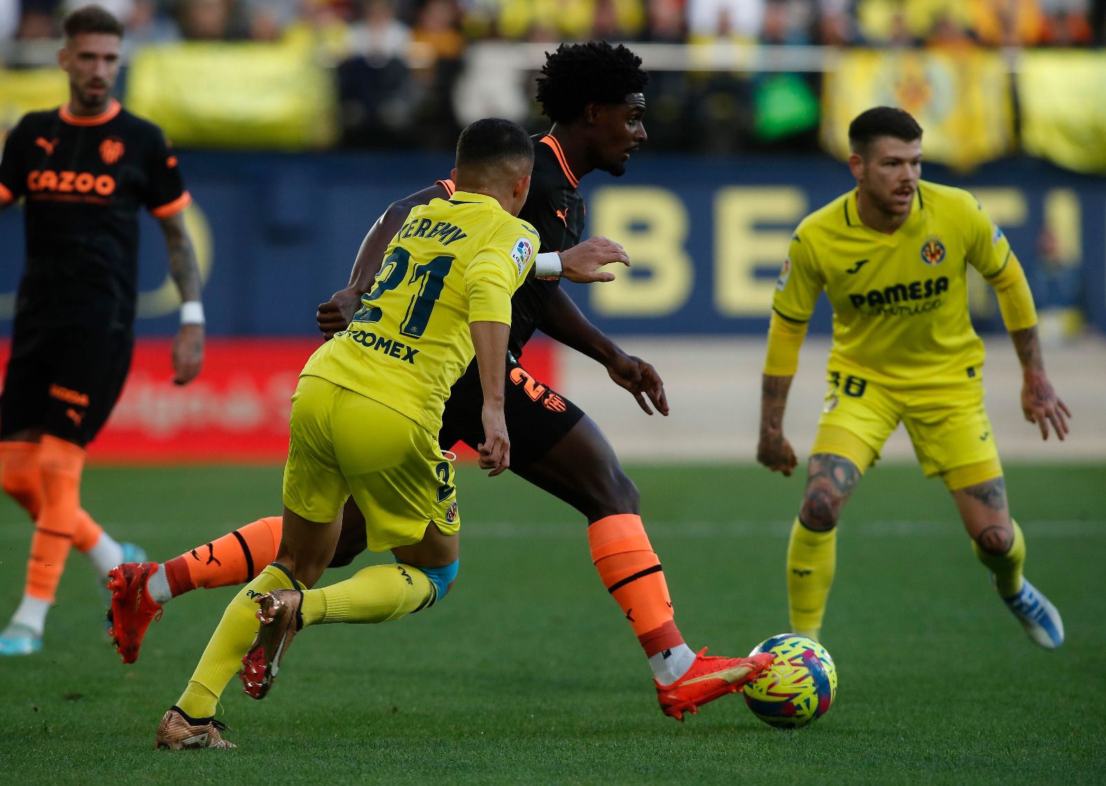 El Villarreal-Valencia CF, en imágenes