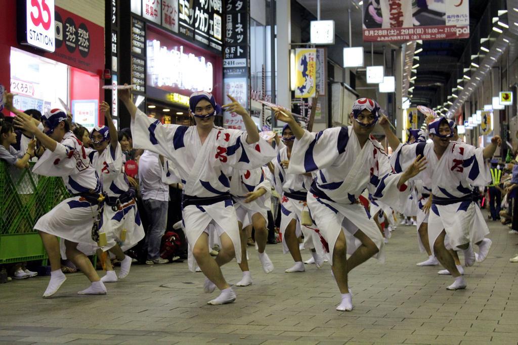 Danzas Koenji Awa-Odori