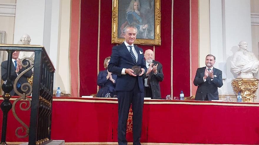 El conde portugués Francisco de Calheiros recibe en Madrid la Medalla Richard H. Driehaus por su defensa del patrimonio