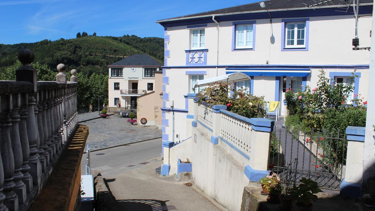 De guapo subido en Santalla (Santa Eulalia): Un balcón a la belleza de los Oscos