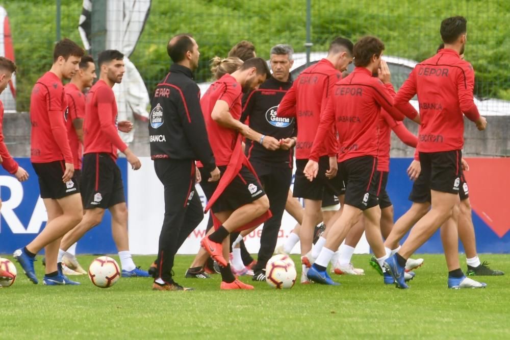 La afición, en la sesión antes de ir a Mallorca