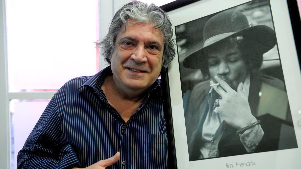 Fallece Alberto Toyos, histórica voz de la radio y la música asturiana