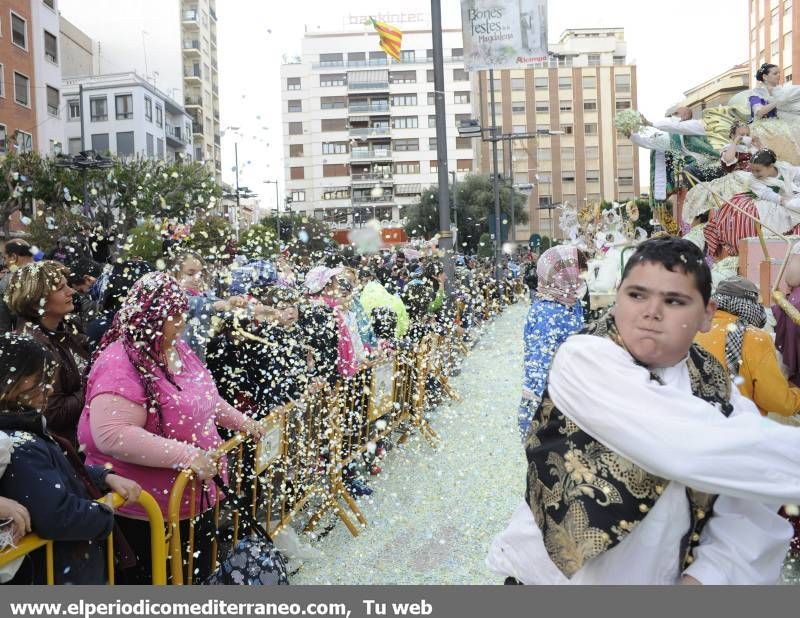 Galería de fotos -- Espectacular  Coso Multicolor