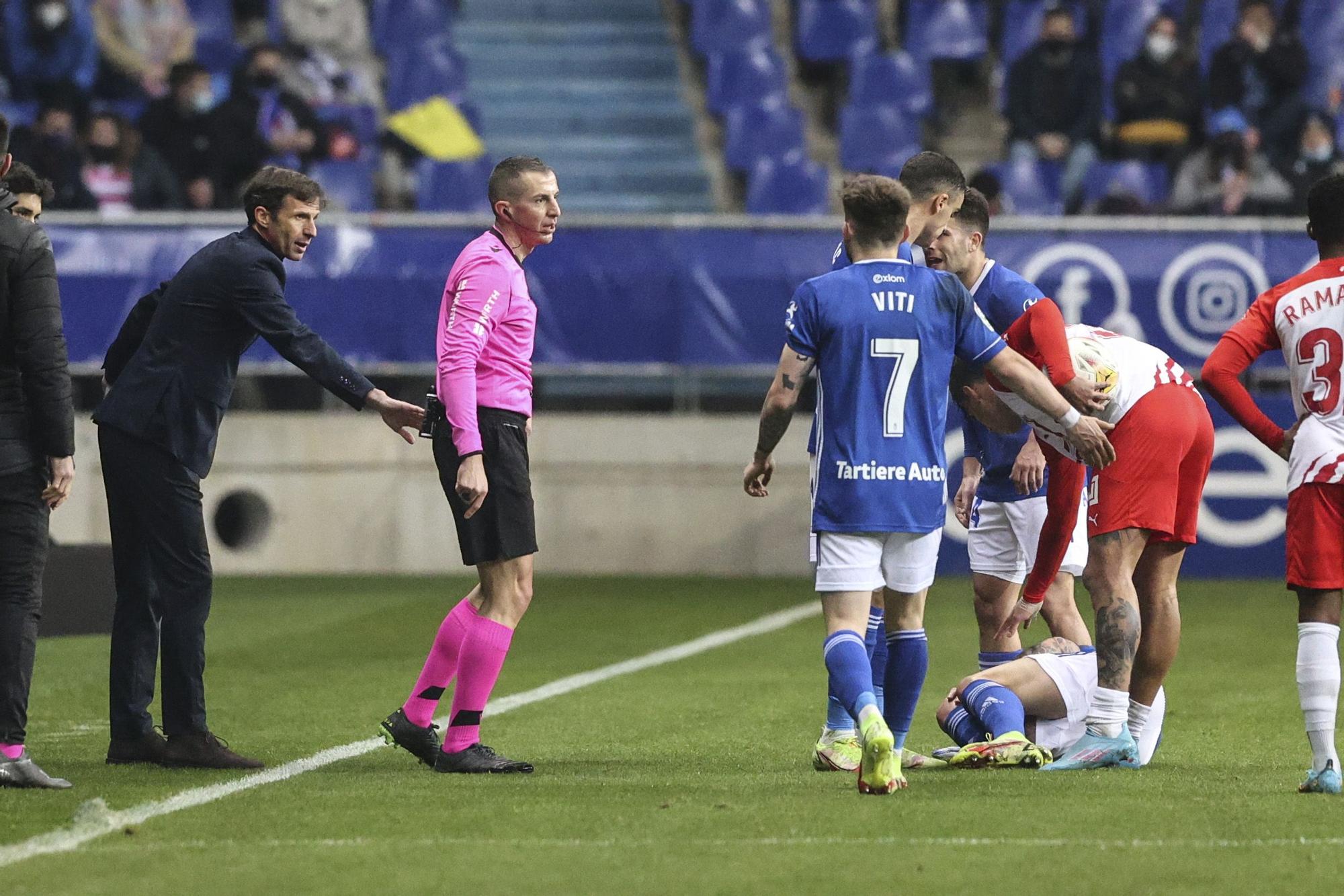 El Real Oviedo se impone al Almería