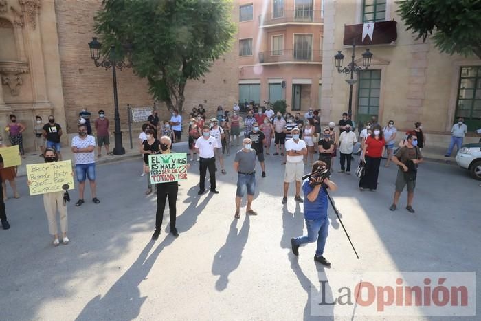 Totana protesta ante su vuelta a la fase 1