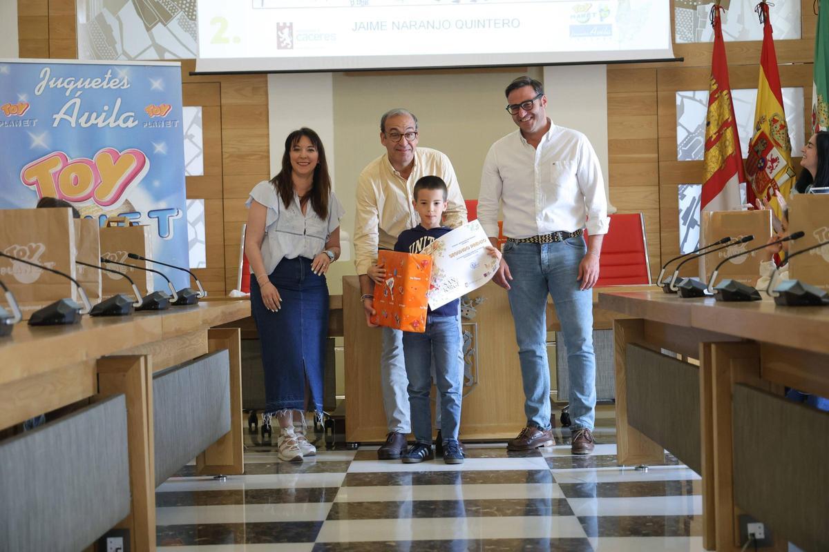 Galería | San Jorge, protagonista del concurso de dibujo infantil del Ayuntamiento Galería | San Jorge, protagonista del concurso de dibujo infantil del Ayuntamiento