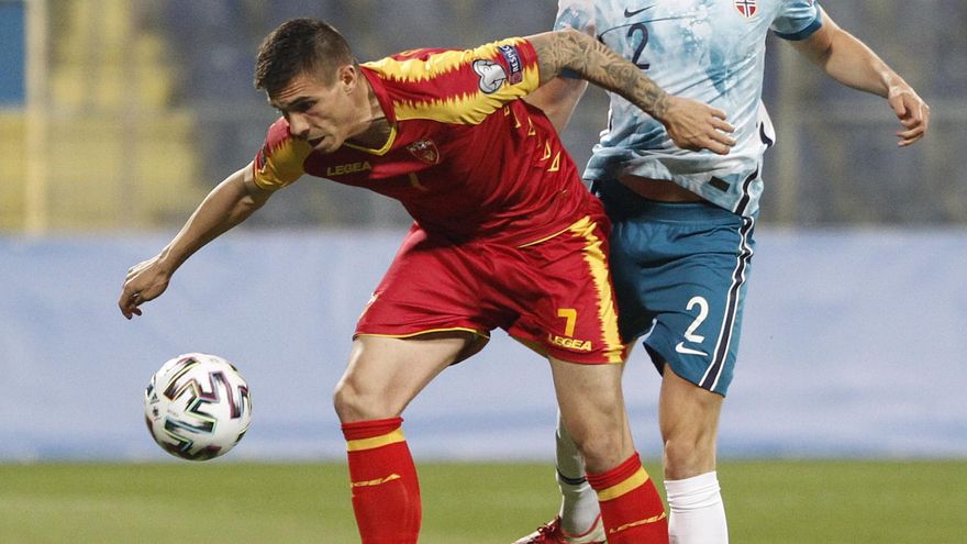 Uros Djurdjevic, en un partido con su selección.