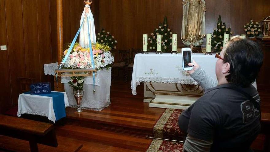 La Virgen Peregrina de Fátima, en su visita al Santuario de las Apariciones en 2015. // Rafa Vázquez