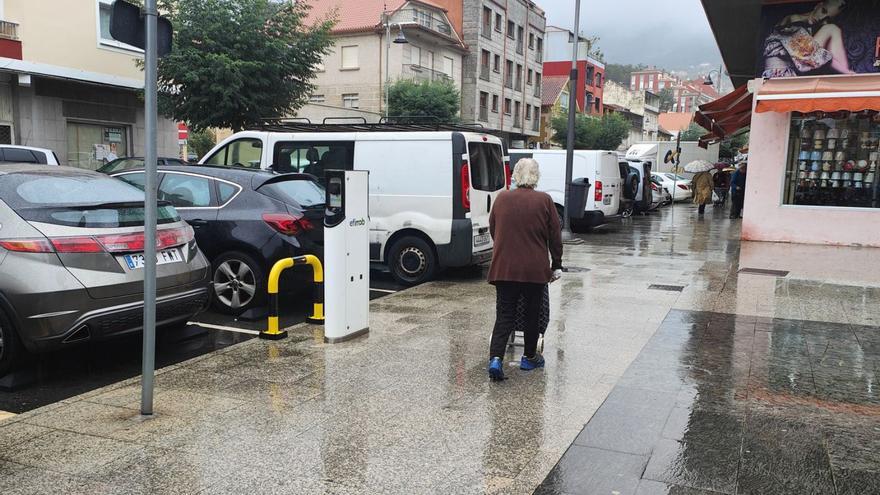 El PSOE de Moaña acusa a BNG y PP de “nulo ecologismo” por negar rebajas fiscales a coches eléctricos