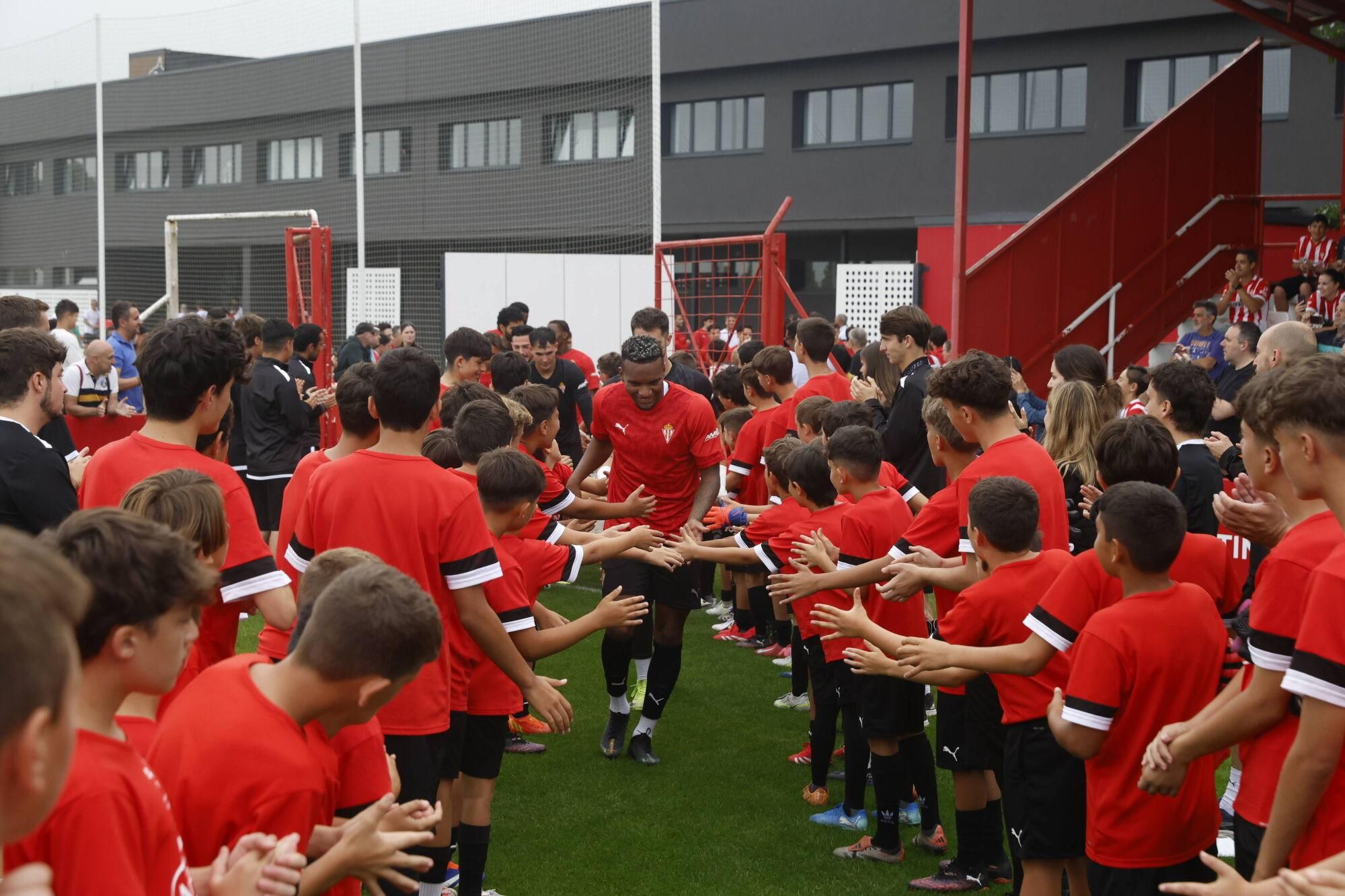 EN IMÁGENES: Primer entrenamiento de Sporting tras el regreso de las vacaciones