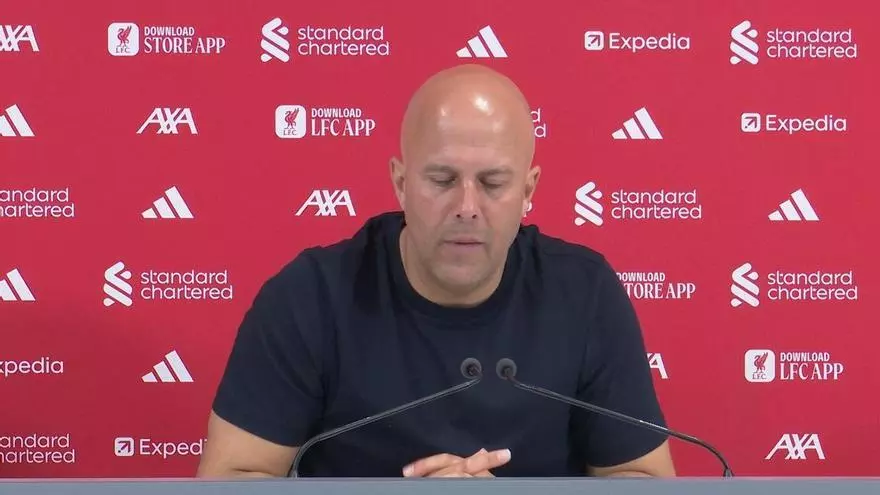 Slot, tras empatar con el Chelsea: "Sé lo que necesitamos para marcar más goles"
