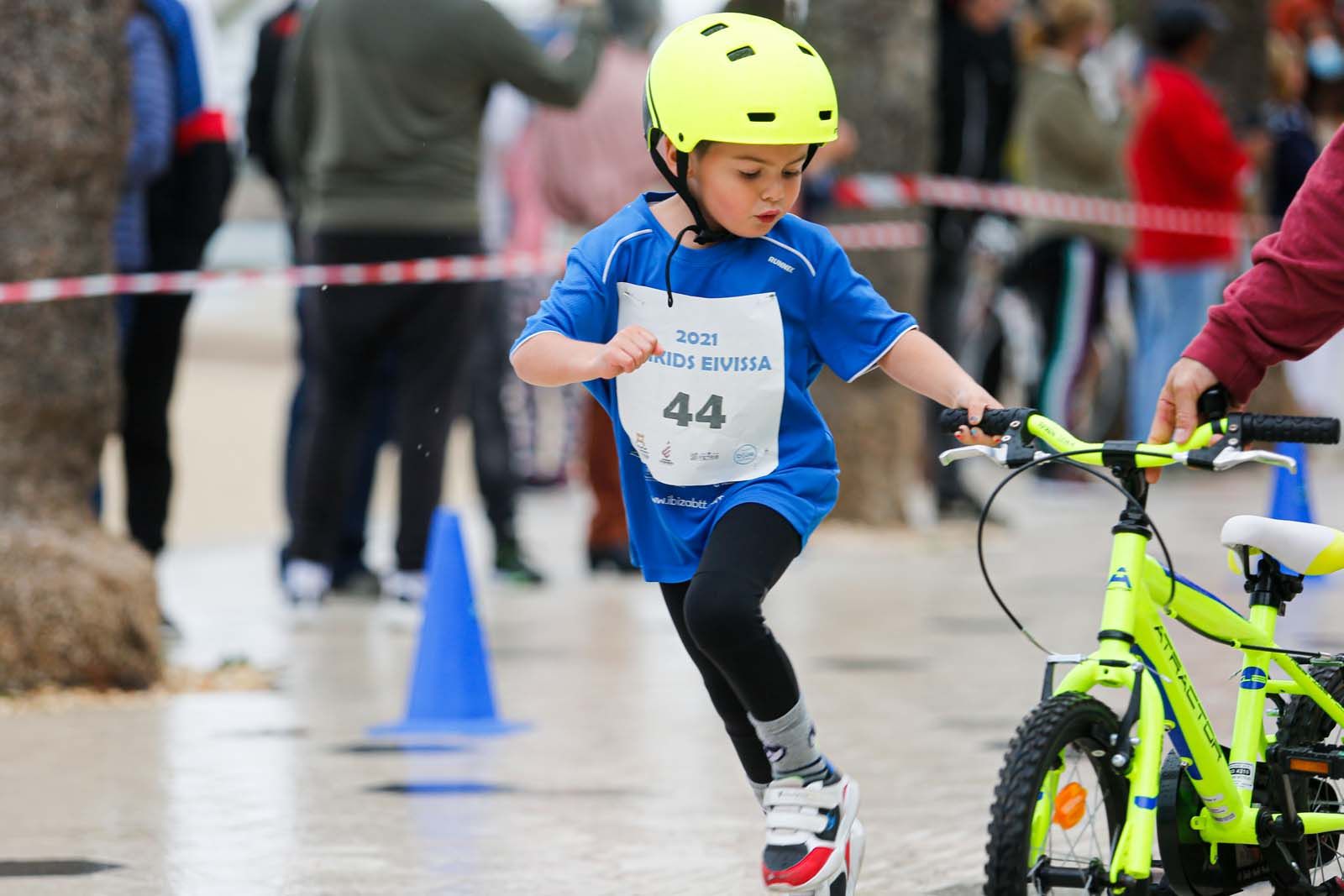 El Trikids bate récords con 130 participantes en la primera prueba