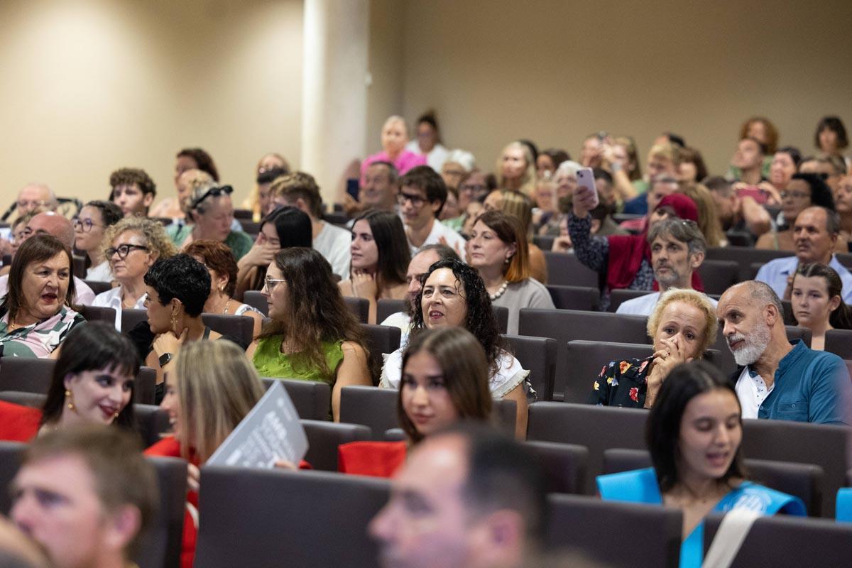 Todas las imágenes del inicio de curso en la UIB de Ibiza