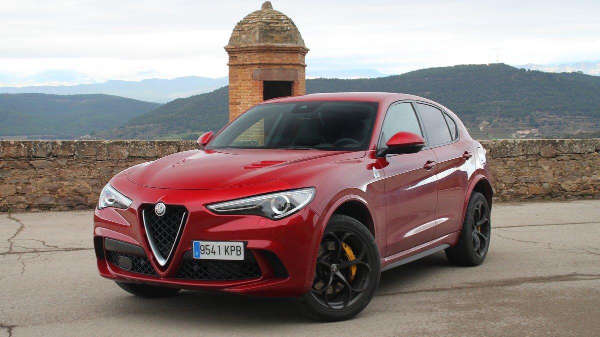 Alfa Romeo Stelvio Quadrifoglio Verde.