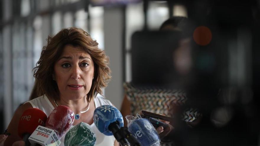 Susana Díaz critica que el presidente andaluz no convoque a los partidos