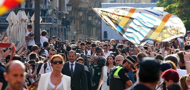 Así han sido las celebraciones del Valencia CF en la Basílica, Generalitat y ayuntamiento