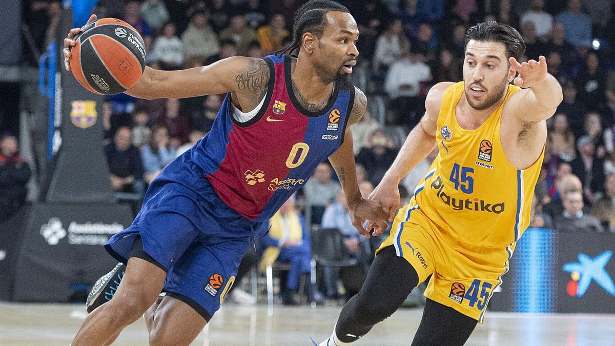 Punter trata de superar a Blatt.