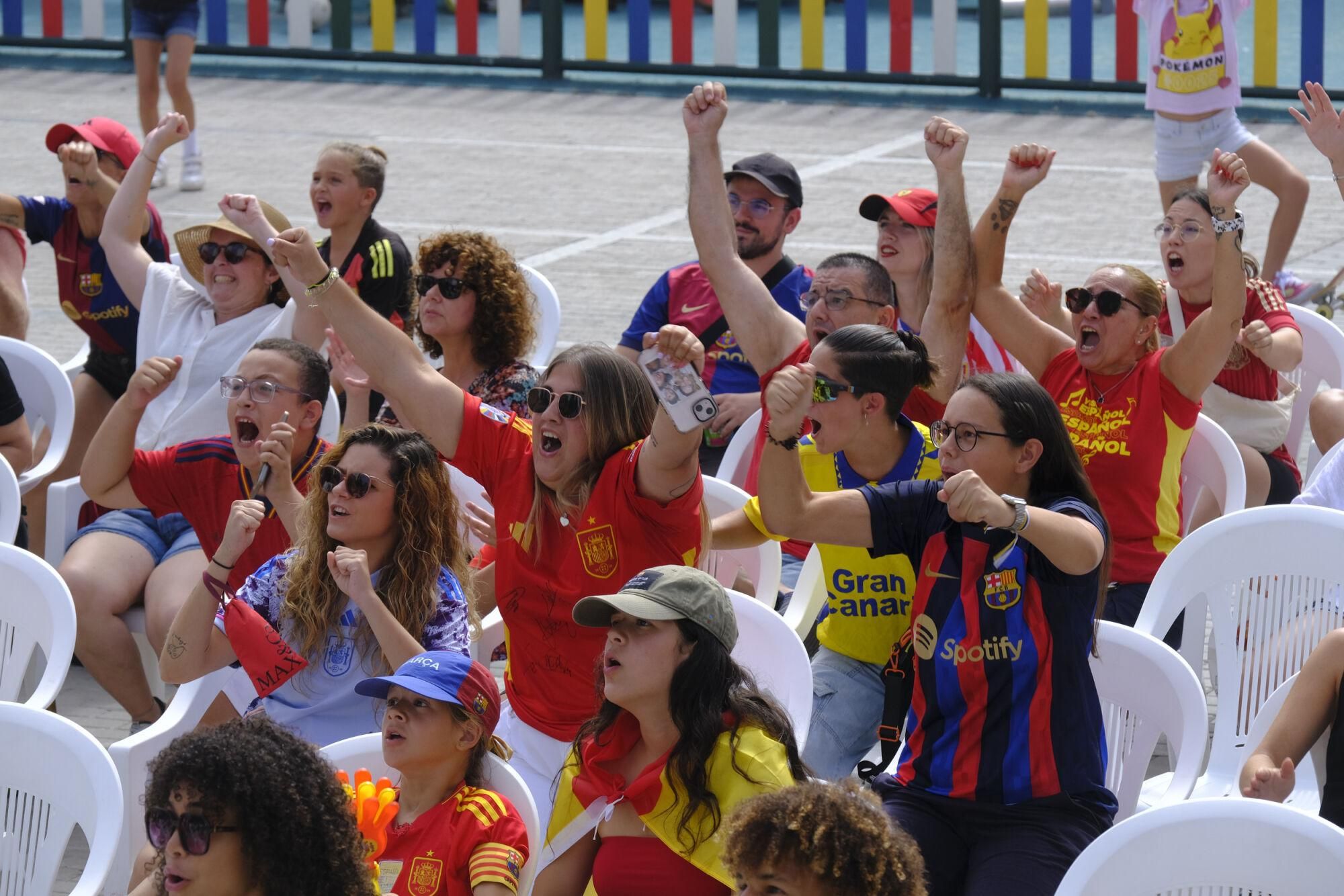 Ambiente de la final de la Eurocopa femenina de fútbol 