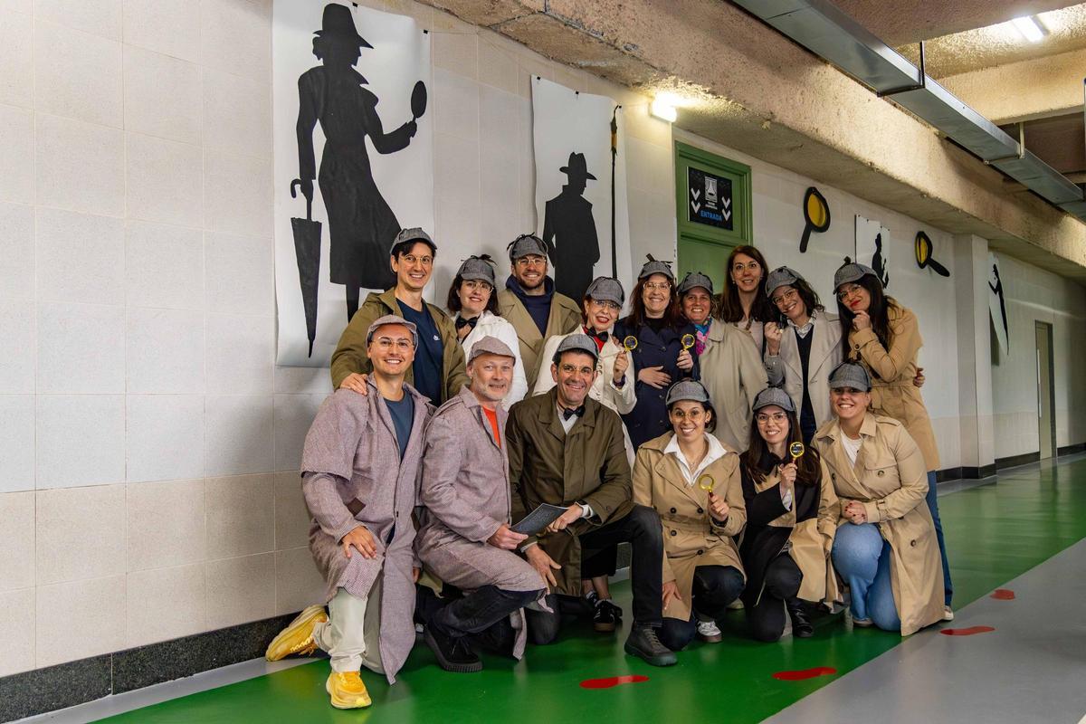 Parte del equipo de ‘detectives’ de La Salle impulsor de la semana de animación a la lectura centrada en el misterio para los alumnos de Primaria.