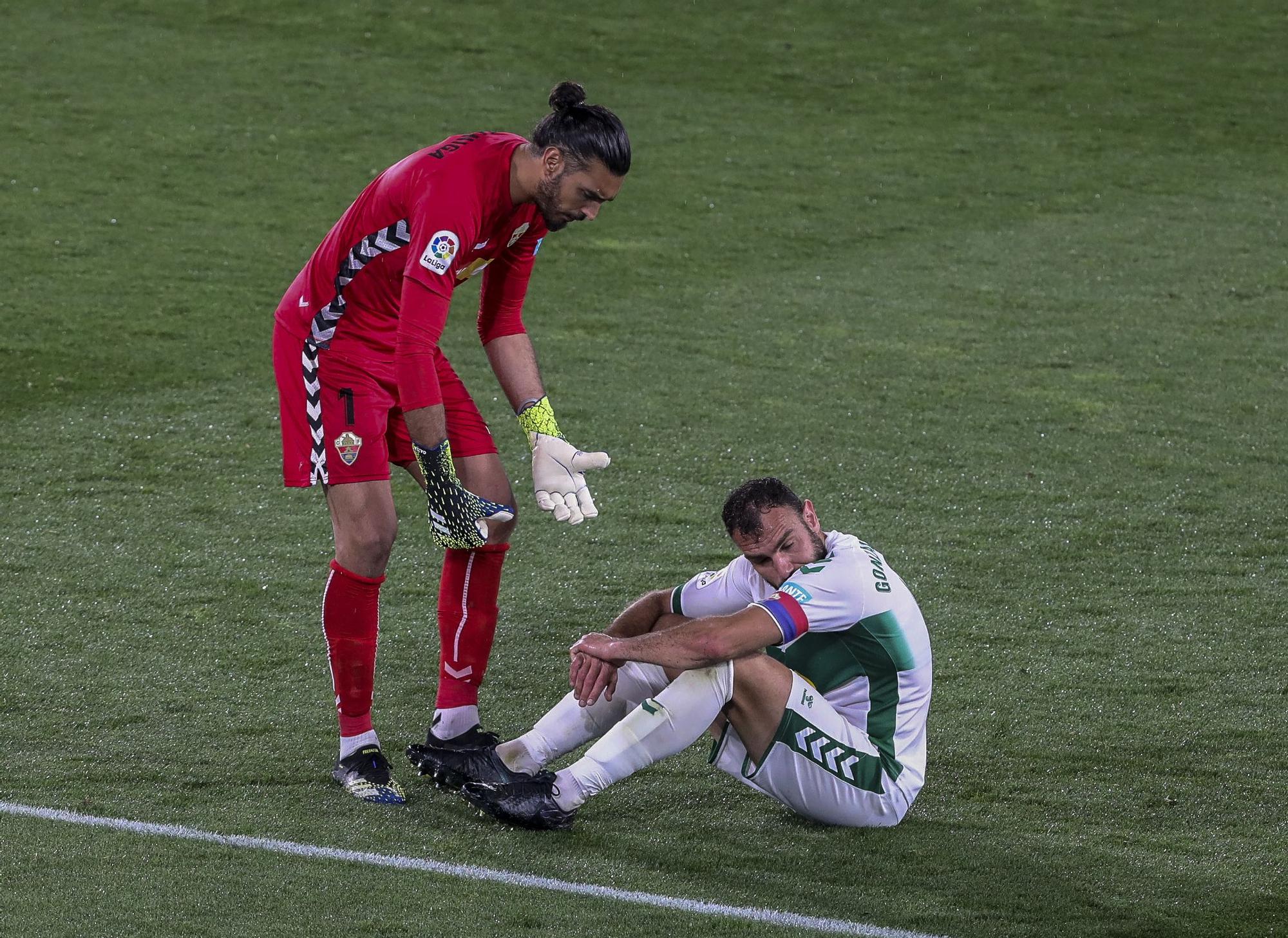 Elche 1 - Valladolid 1: El Elche no sabe ganar