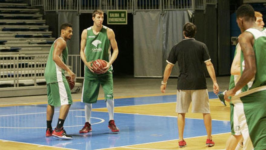 El Unicaja volvió ayer de la concentración de Benahavís.