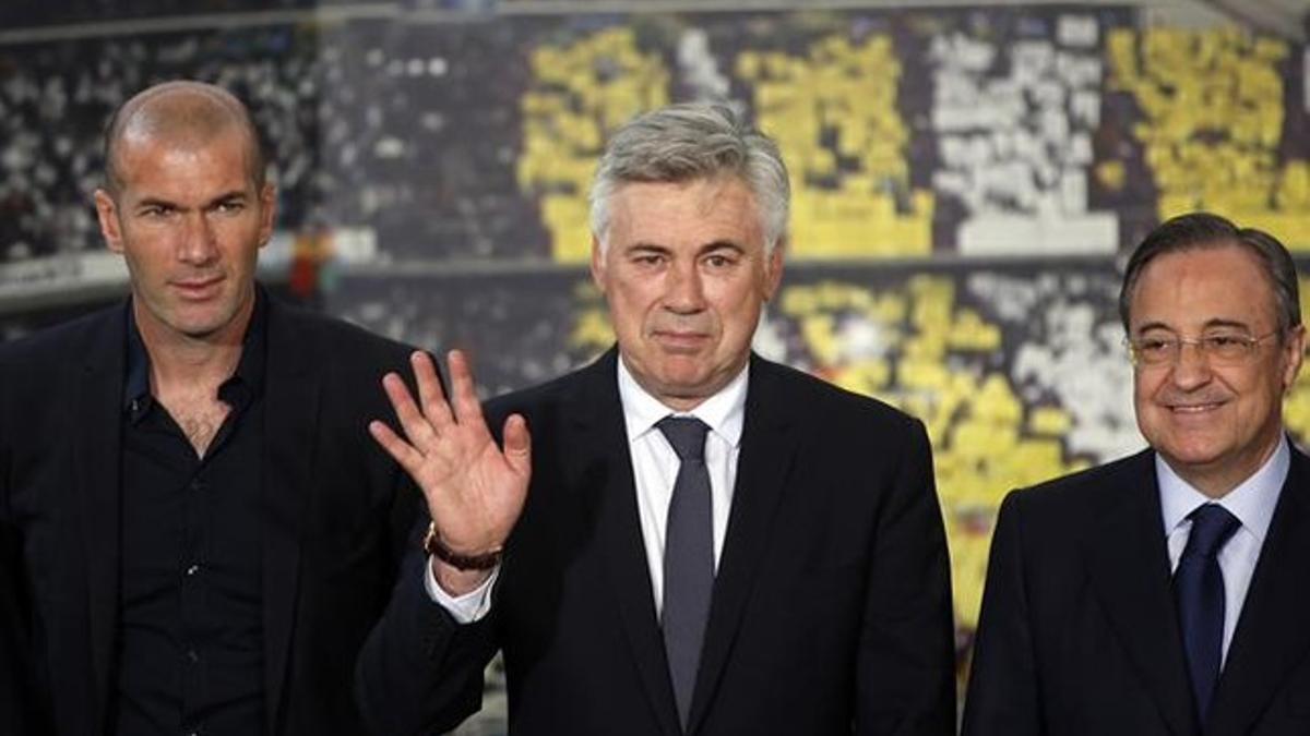 Zidane, Ancelotti y Florentino Pérez.