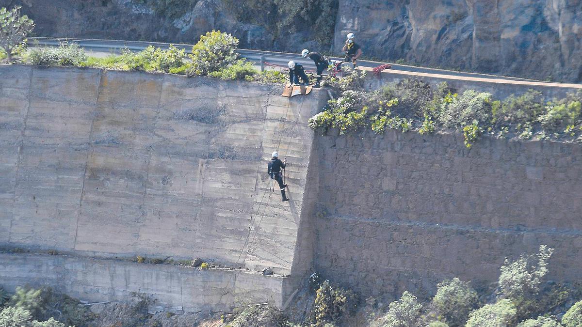 Policías y militares de la UME intensifican en San Felipe y Moya la búsqueda de Juana Ramos