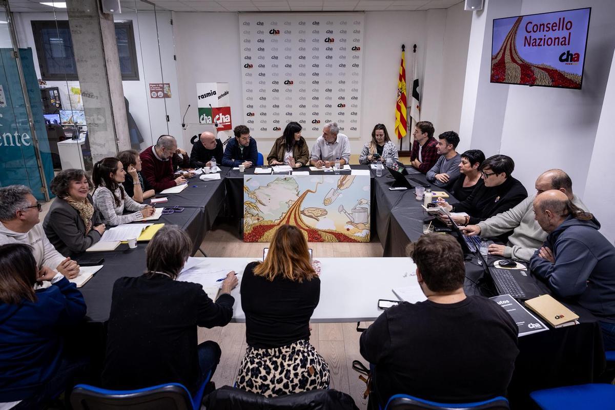 Un instante del Consello Nacional de CHA, celebrado este lunes.